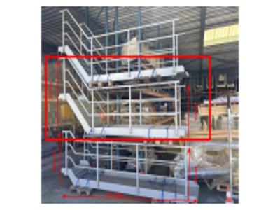 Overview picture of Walking platform with stairs