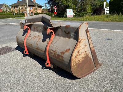 Overview picture of Excavator