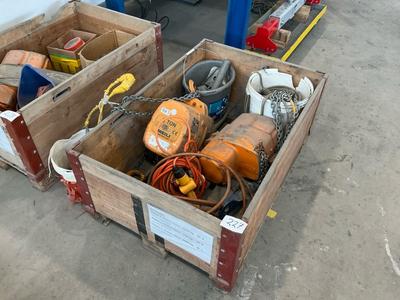 Overzichtsfoto van Meili Chain hoist (2x)