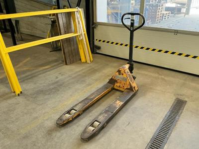 Overzichtsfoto van 2005 Unimax Quick 2000kg Pallet truck