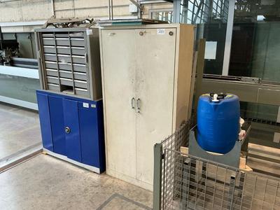 Overzichtsfoto van Various spare parts