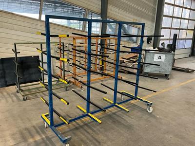 Overzichtsfoto van mobile cantilever rack (5x)