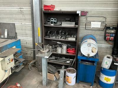 Immagine panoramica di Bending tools