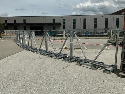 Immagine panoramica di 2021 Inocambra QEA Glass rack (11x)
