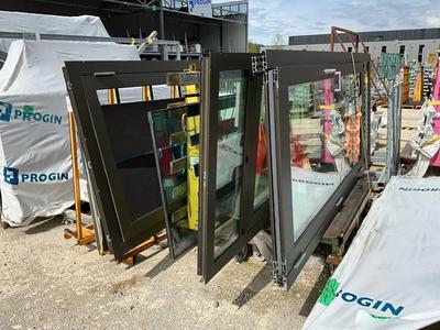 Übersichtsbild von door with frame (3x)