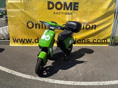 Overview picture of Super SOCO CUx Electric Scooter