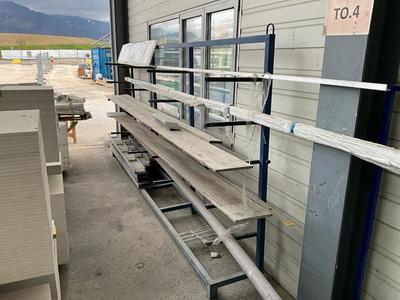 Overview picture of cantilever rack