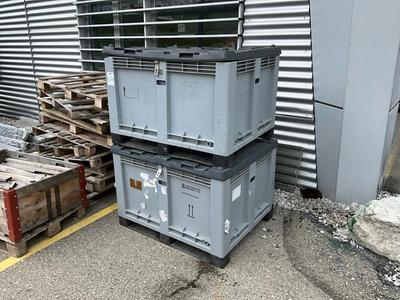 Overview picture of kunstof pallet box (3x)