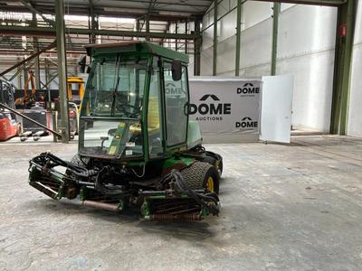 Immagine panoramica di John Deere 3235 A GANG MOW Falciatrice a cestello