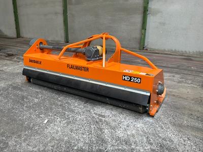 Immagine panoramica di 2021 Falciatrice a martelli Vandaele Flailmaster HD250