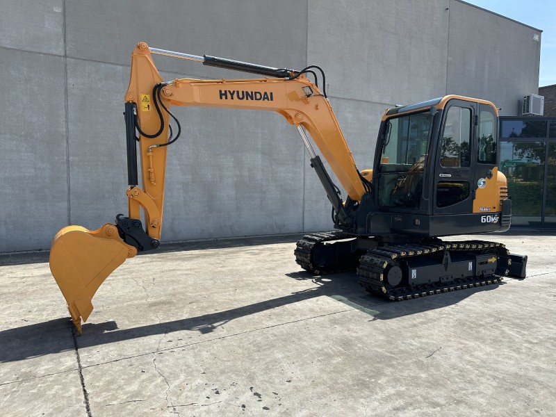 Escavatore midi Hyundai R60VS del 2019