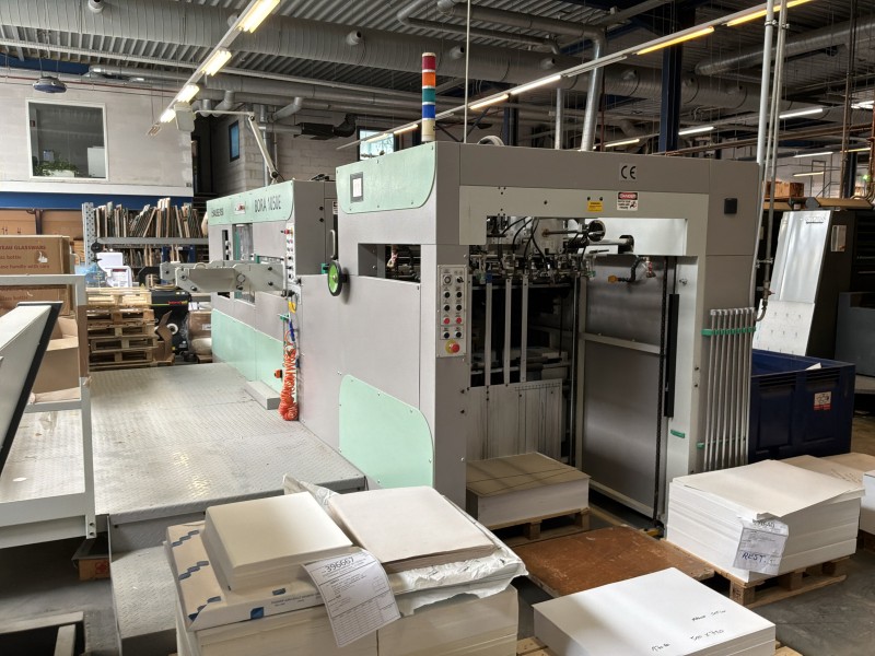 2017 Brausse Bora 1050E Automatische stans- en uitbreekmachine