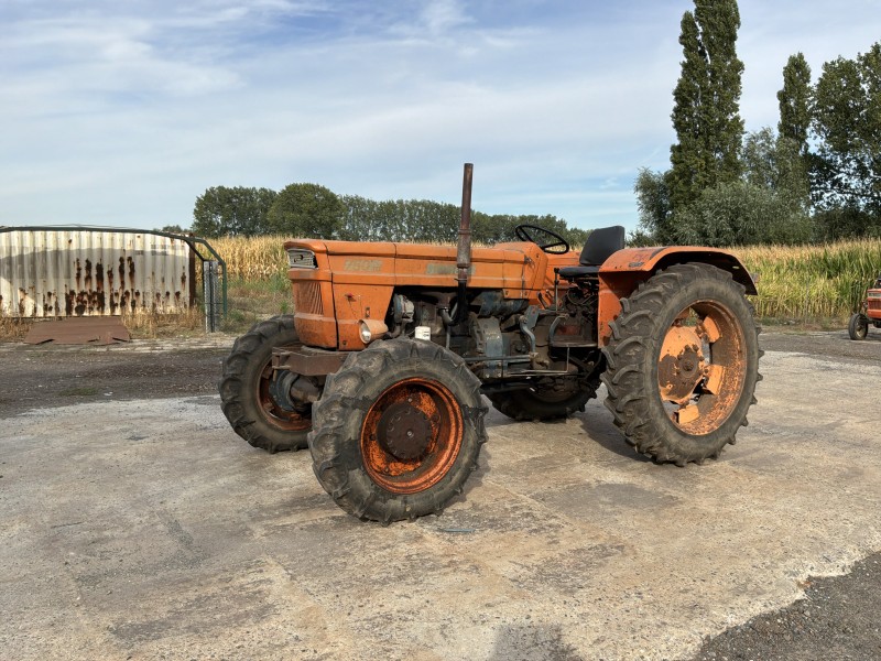 Fiat Someca 750 TD four-wheel-drive vintage tractor