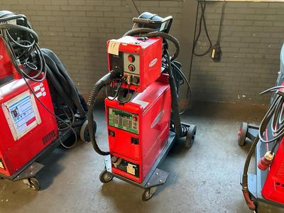 Imagen general de 2008 Fronius TransPulse Synergic 4000 Welding machine