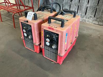 Overview picture of PowCon welding machine (2x)