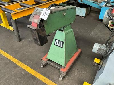 Overview picture of BM 75 belt grinding machine