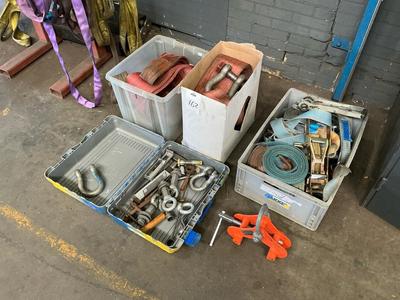 Overview picture of Various lifting equipment