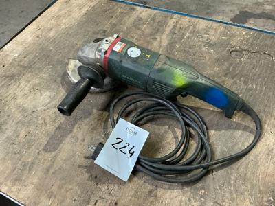 Immagine panoramica di Metabo WX 17-150 angle grinder