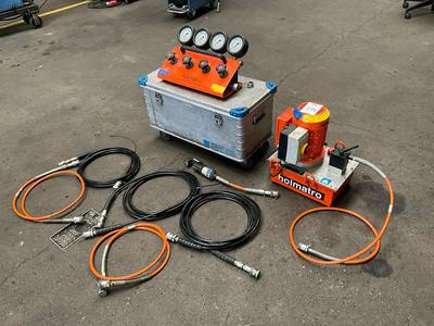 Overview picture of Holmatro hydraulic pump set up
