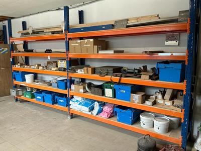 Immagine panoramica di Various contractor equipment