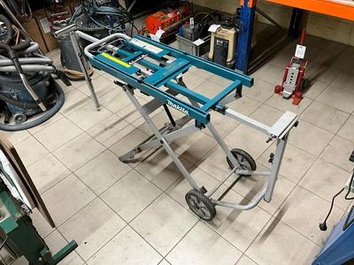 Photo d'aperçu de Makita Sawing table