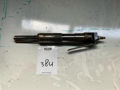 Immagine panoramica di Pneumatic needle scaler