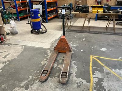 Immagine panoramica di Pallet truck
