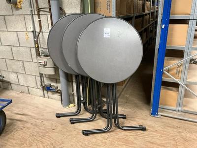 Overview picture of foldable bar table