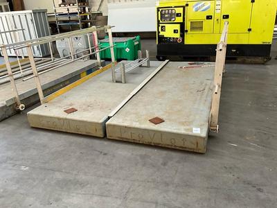 Overview picture of Provlot Floating work platform