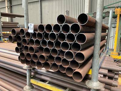 Overview picture of metal tube (58x)