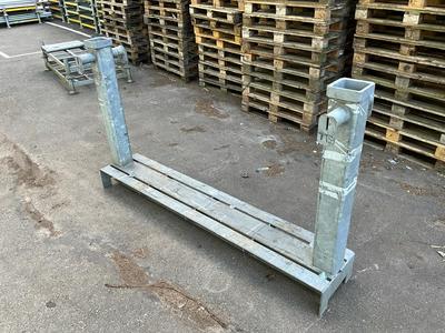 Overzichtsfoto van long material stand (16x)