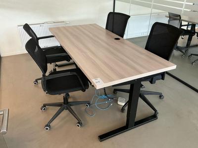 Immagine panoramica di Conference table