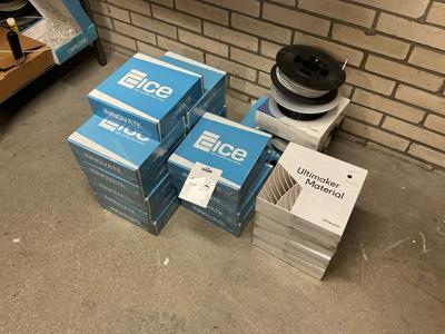 Overzichtsfoto van 3D printing equipment