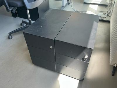 Overzichtsfoto van Office cabinet (2x)