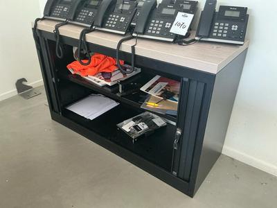 Overview picture of Cabinet