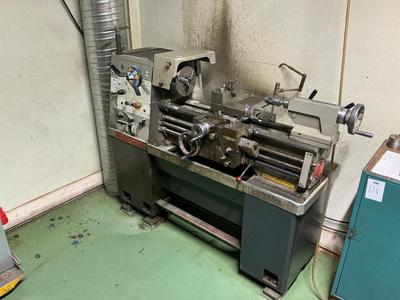 Imagen general de Colchester Master 2500 Lathe