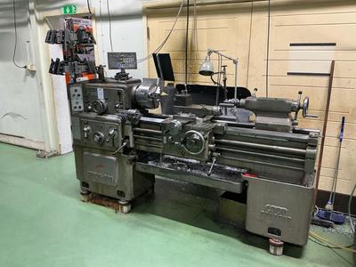 Imagen general de CMT Torona Ursus - 200 Lathe