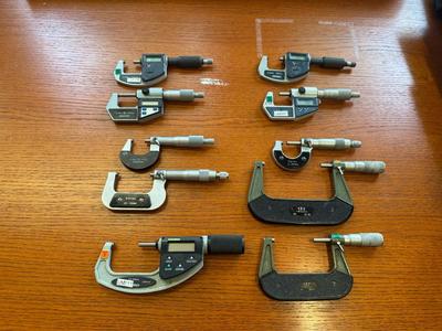 Imagen general de Sej and Mitutoyo Outside Micrometers (10x)