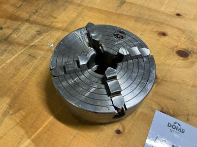 Overview picture of Beromans 4-jaw Chuck