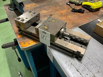 Imagen general de cuter hydraulic vice
