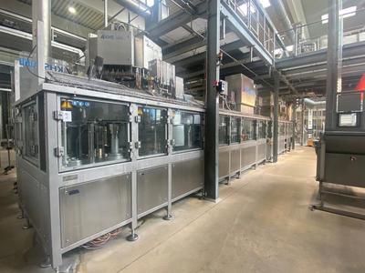 Overview picture of 2006 KHS Alfill ACF ASEPTIC Inline Filling Machine