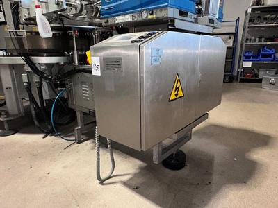 Overview picture of 2006 KHS Innoket HL Hot-melt gluing station