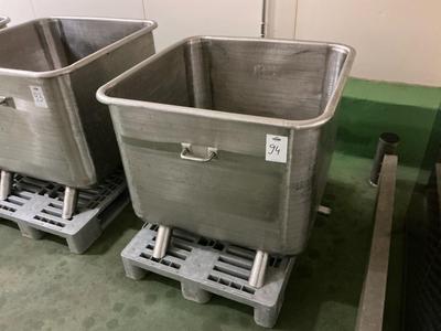 Overzichtsfoto van Inox stackable container 600L