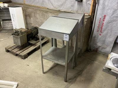 Übersichtsbild von Inox workstation