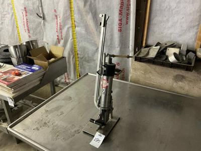 Übersichtsbild von Tipper Tie TCni Single clip machine