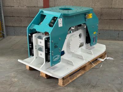 Overzichtsfoto van 2025 Dehaco Hyrax 825 Hydraulisch trilblok