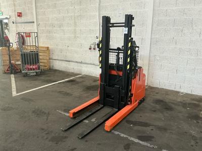 Översiktsbild av 2013 BT RWE120 Stacker