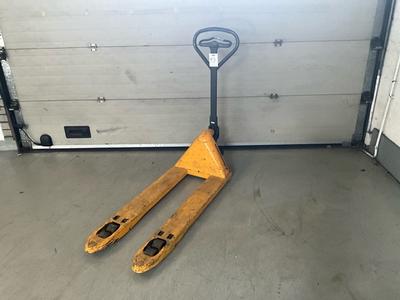 Översiktsbild av Jungheinrich Pallet Truck