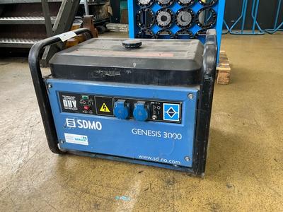 Overzichtsfoto van SDMO Genesis 3000 generator