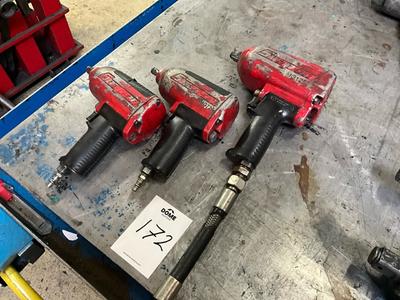 Immagine panoramica di Snap-on pneumatic impact wrench (3x)